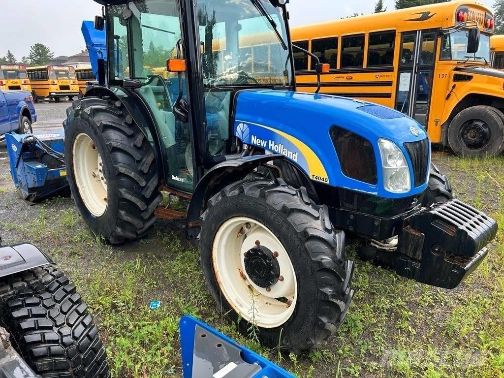 New Holland T 4040 Traktori