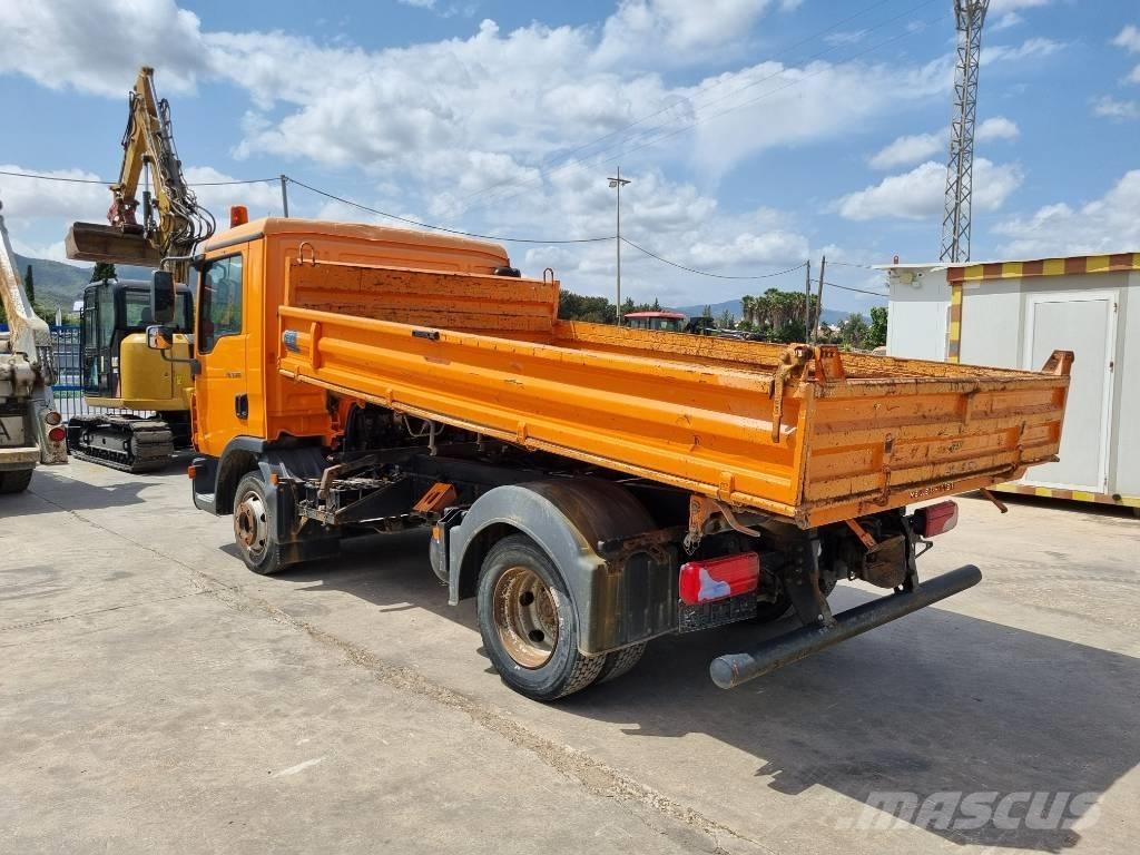 MAN 8.180 Kiperi kamioni