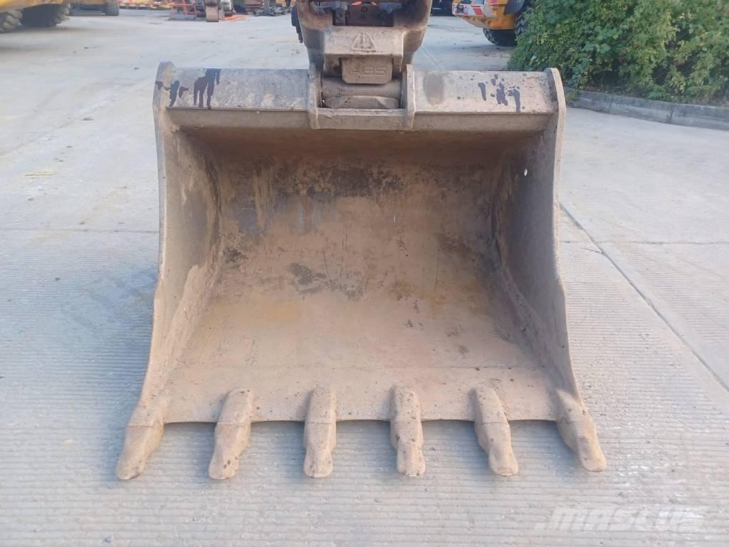 Volvo EC250EL Bageri guseničari