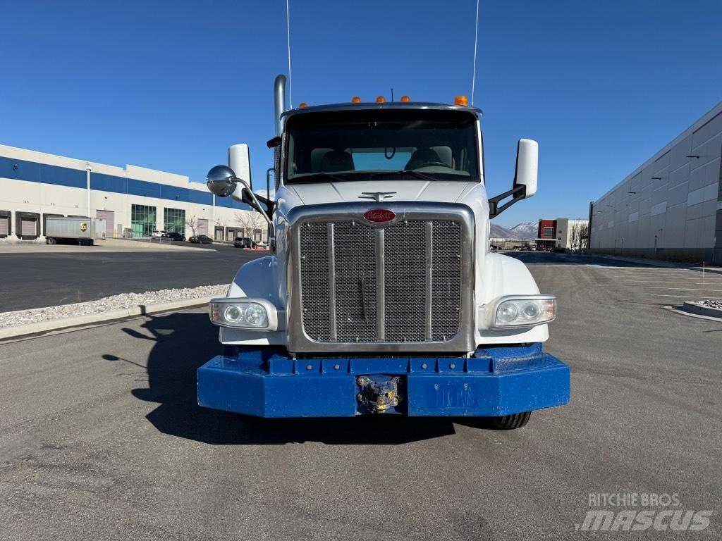 Peterbilt 567 Tegljači