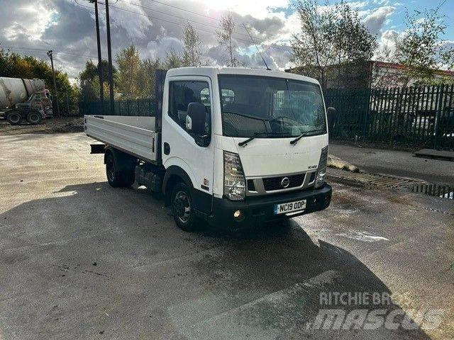 Nissan NT400 Cabstar Pik up kamioni