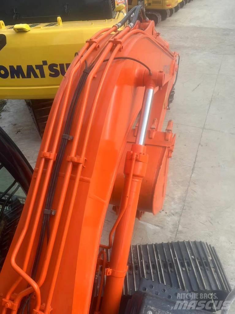 Hitachi ZX 120 Bageri guseničari