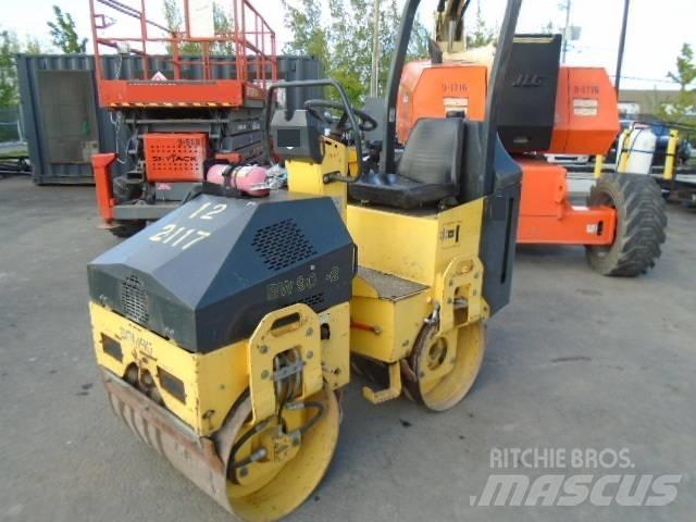 Bomag BW 900-2 Valjci sa duplim bubnjem