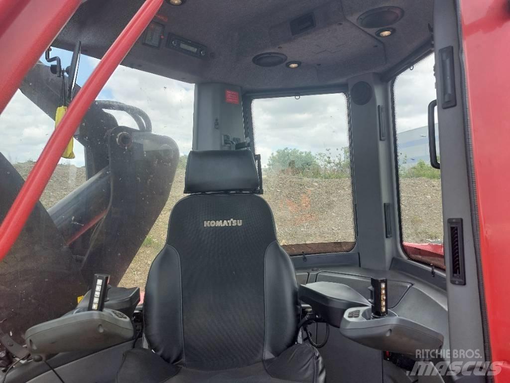 Komatsu 931XC-2 Harversteri