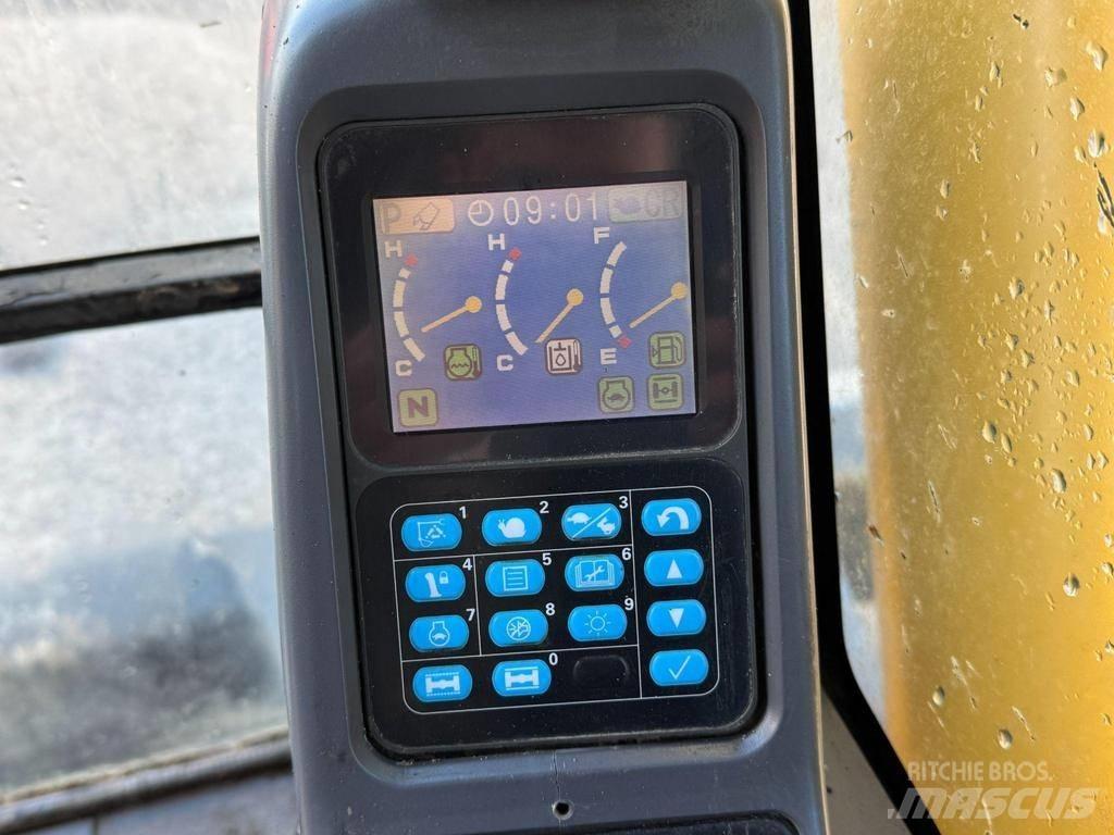 Komatsu PW 160-7 Bageri točkaši
