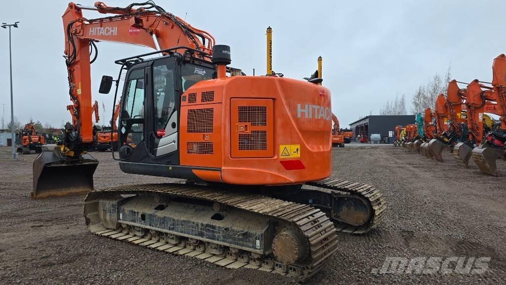 Hitachi ZX 225USLC-6 Bageri guseničari