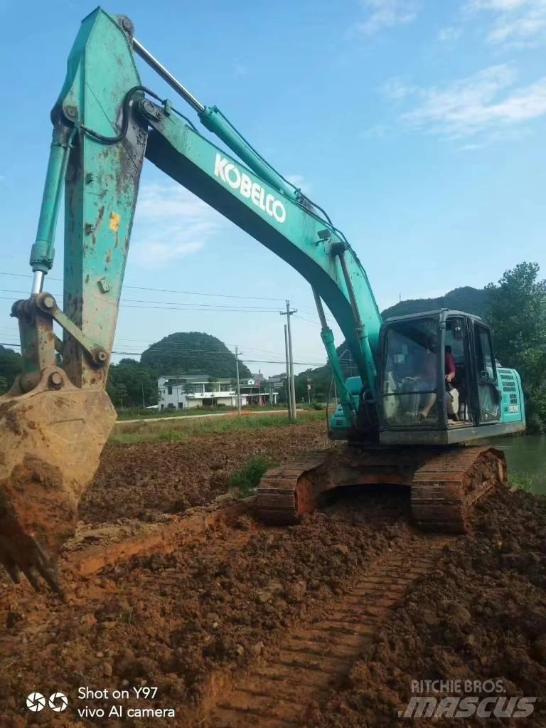 Kobelco SK200-10 Bageri guseničari