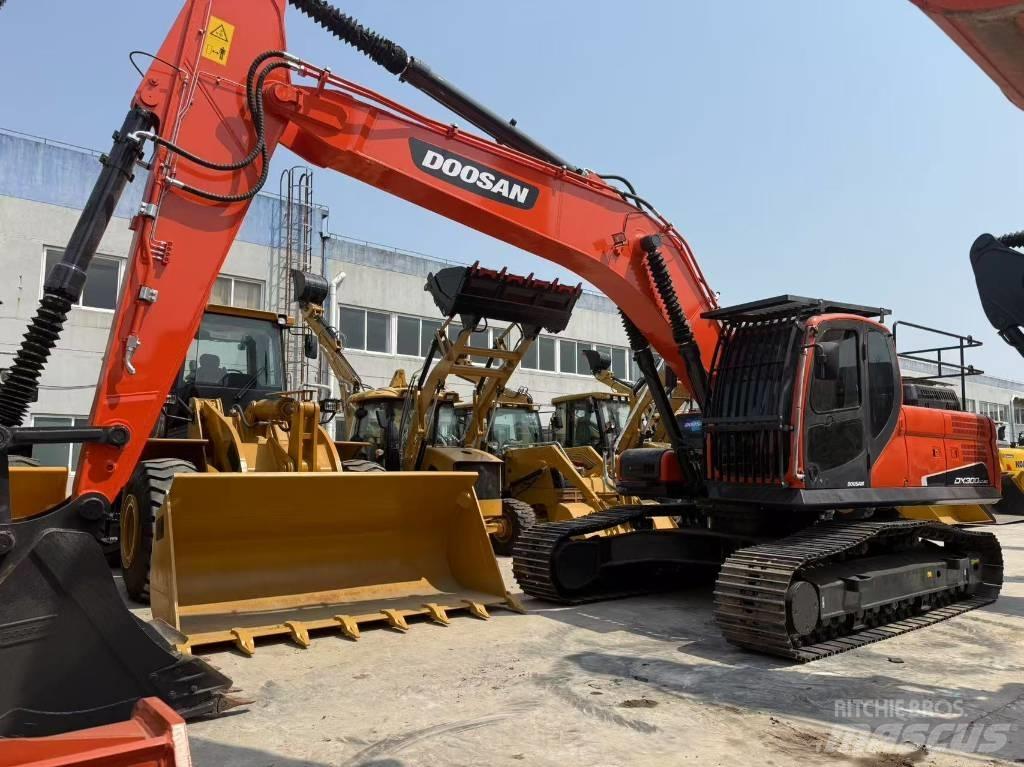 Doosan DX 300 LC Bageri guseničari