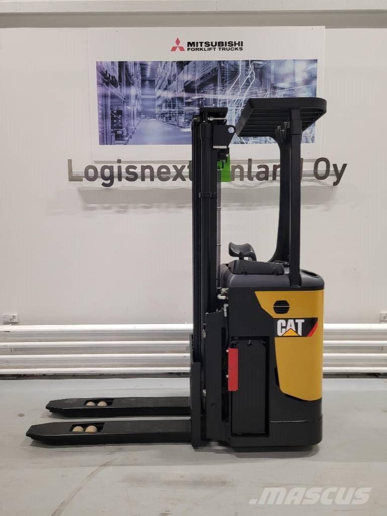 CAT NSR 16NI Samopogonski ručni viljuškari