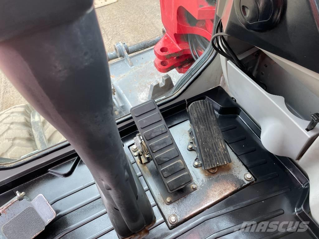 Takeuchi TB 295 W Bageri točkaši