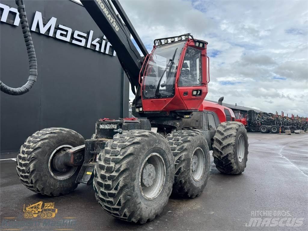 Komatsu 951 Harversteri