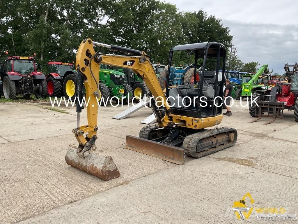 CAT 302.7 D CR Mini bageri < 7t