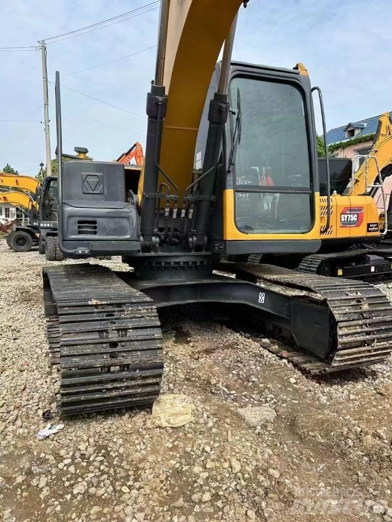 XCMG XE 150 D Midi bageri 7t – 12t