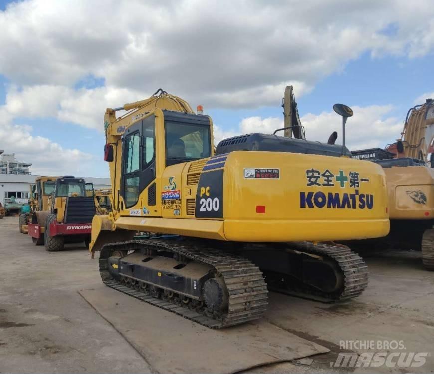 Komatsu pc200-8 Bageri guseničari