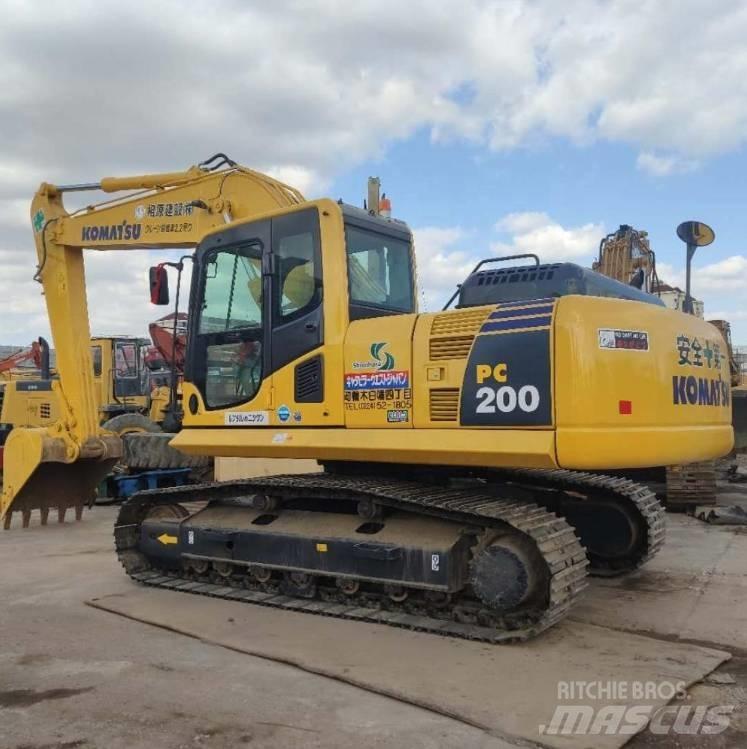 Komatsu pc200-8 Bageri guseničari