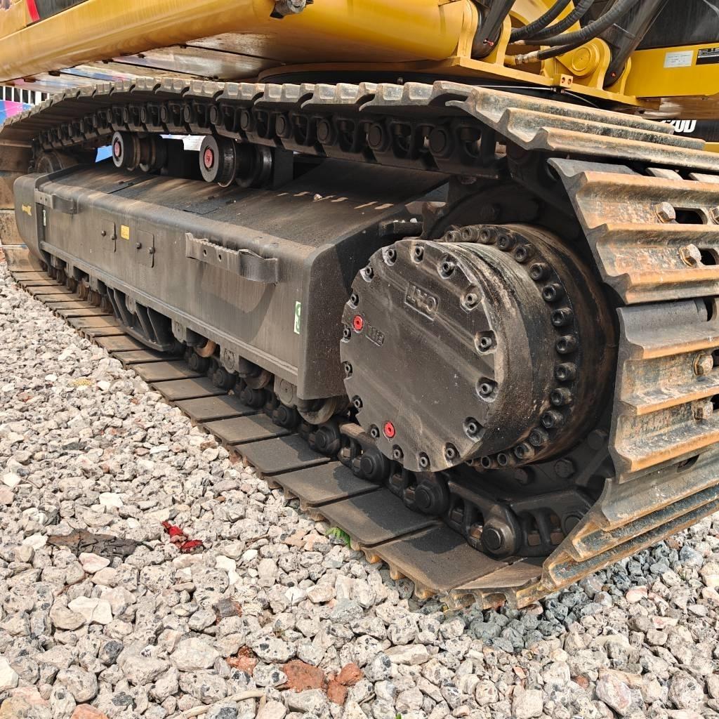 CAT 336D2 Crawler excavators