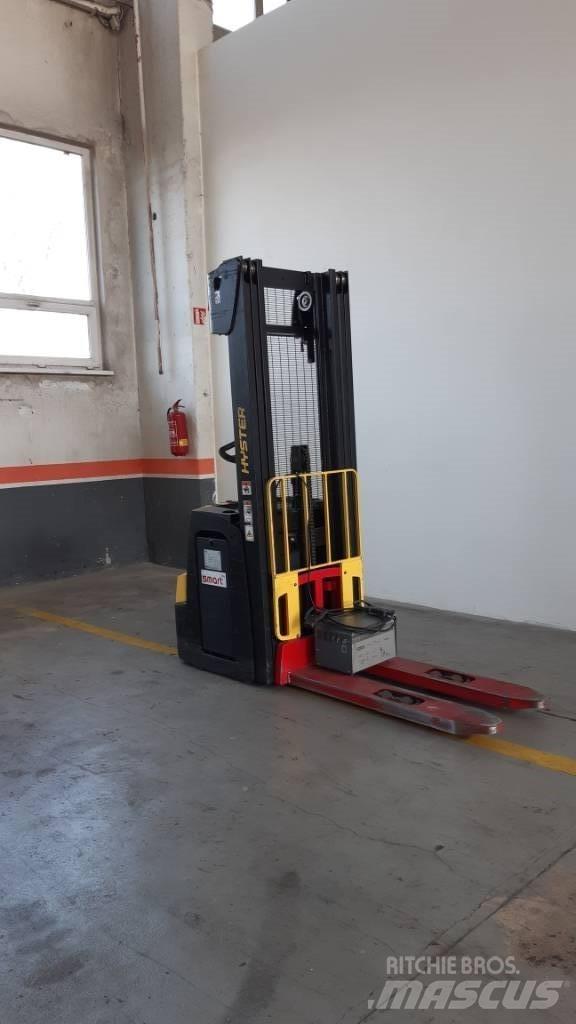 Hyster S1.6 Ručni električni viljuškar