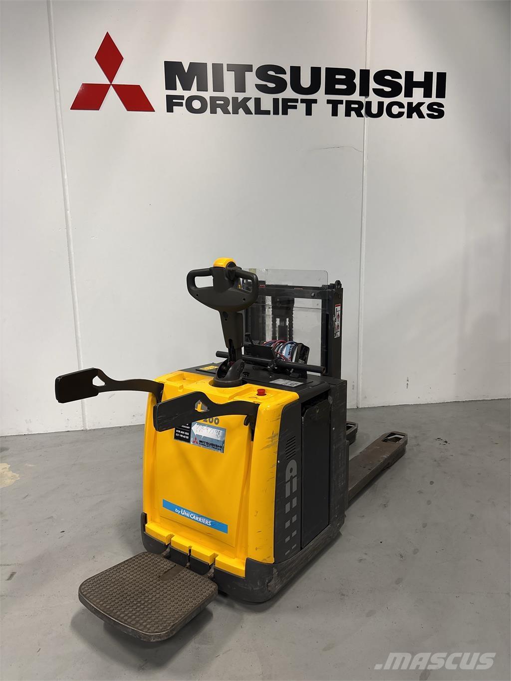 Atlet PDP200 Samopogonski ručni viljuškari