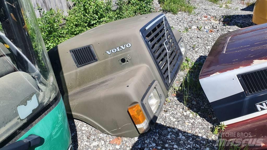 Volvo N7 - N12 HOOD Kabine i unutrašnjost