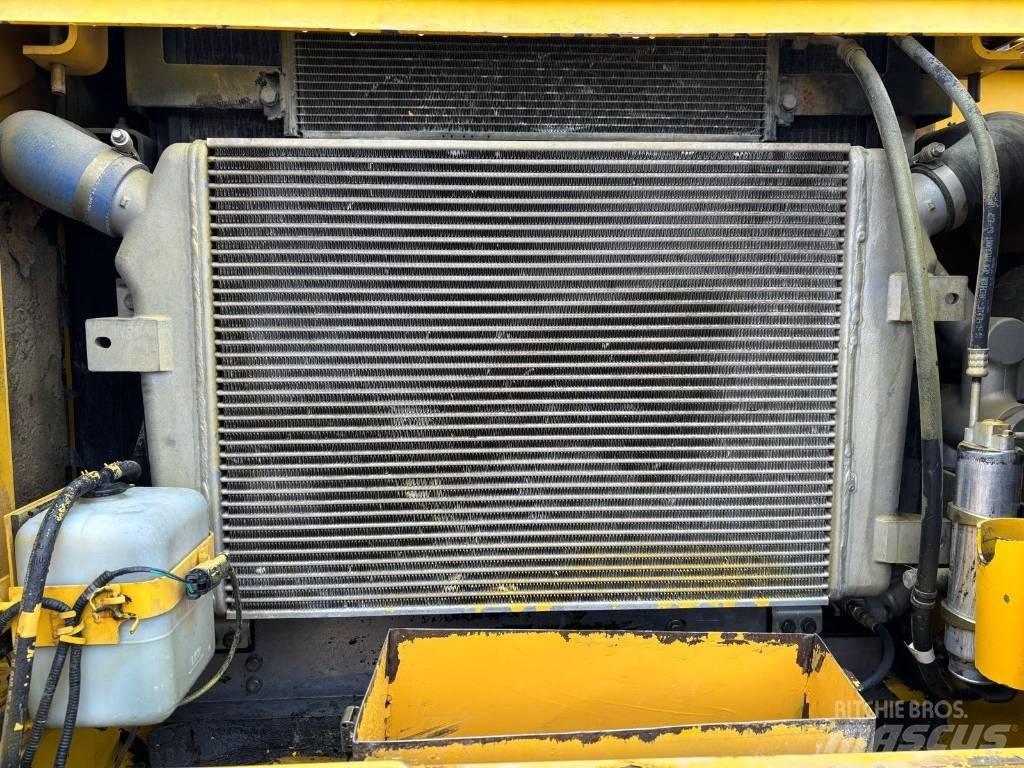 Komatsu PC 340 LC-7 Bageri guseničari