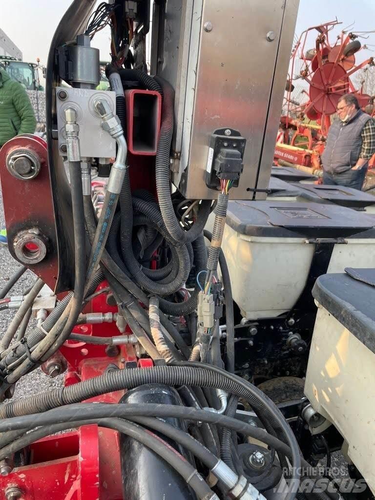 Kinze 8 FILE Sadilice