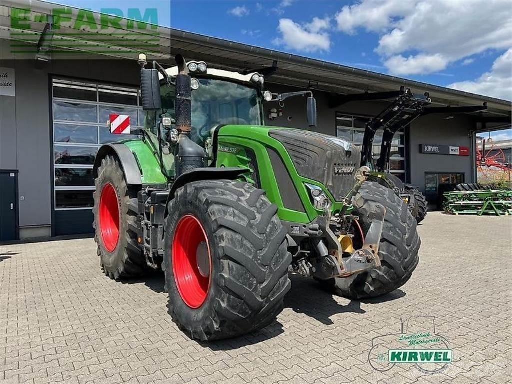 Fendt 933 vario s4 Traktori