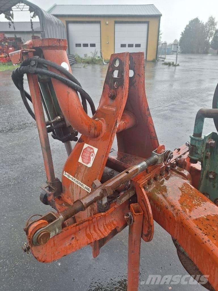 Kverneland W2 Plugovi obrtači