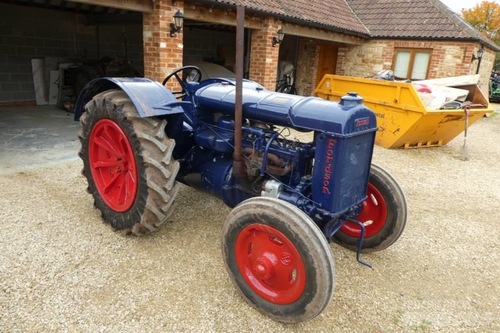  standard fordson Traktori