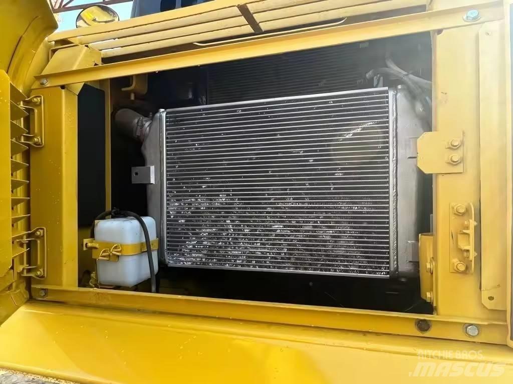 Komatsu PC 300 Bageri guseničari