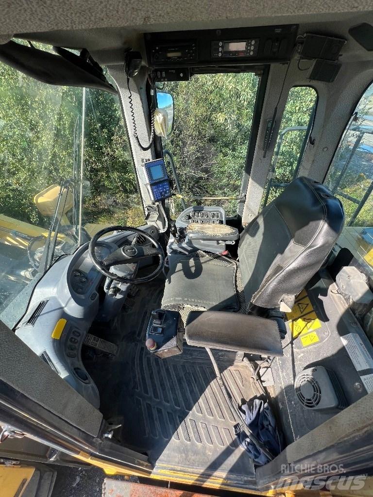 Komatsu WA 500-6 Utovarivači na točkove