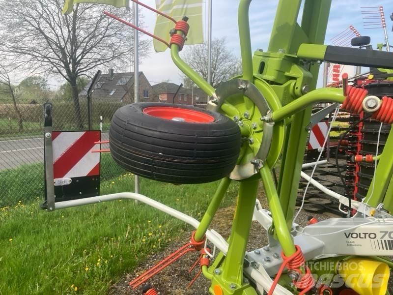 CLAAS Volto 700 Okretači i sakupljači sena