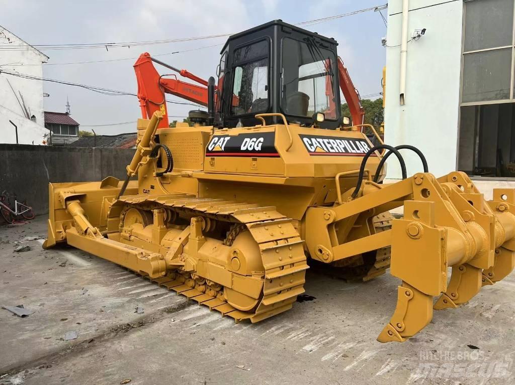 CAT D6G Buldožeri guseničari