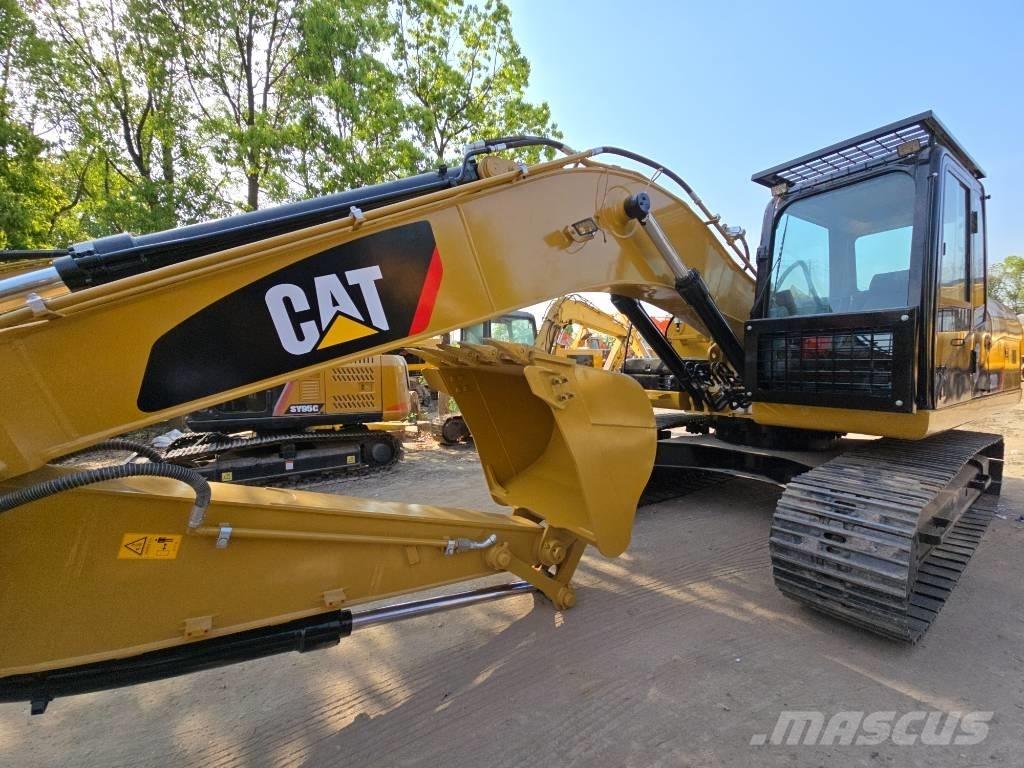 CAT 320D2 Bageri guseničari