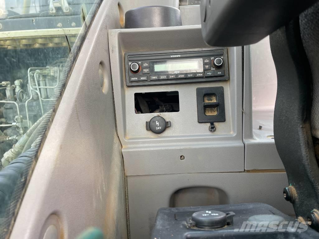 Volvo EC 140 EL Bageri guseničari