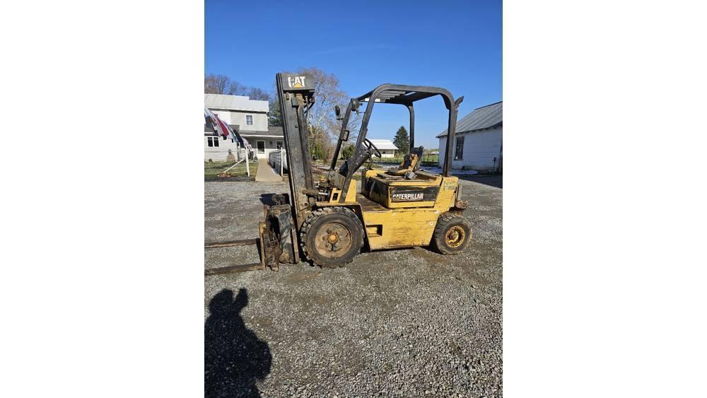 CAT V 40 E Viljuškari - ostalo