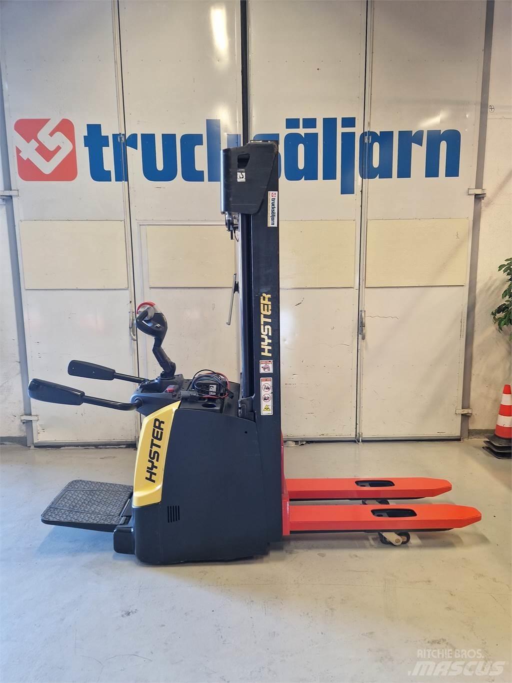 Hyster S1.4S IL Ručni električni viljuškar