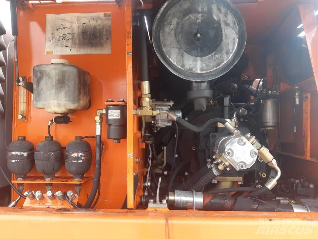 Fiat-Kobelco E175W Bageri točkaši
