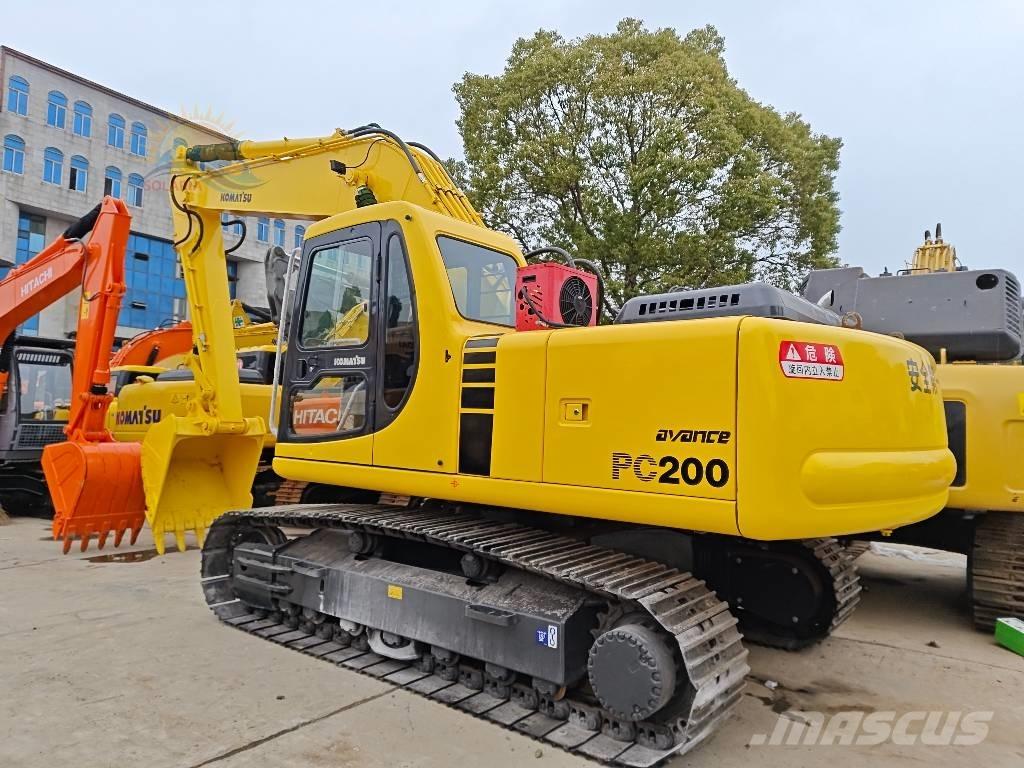 Komatsu PC 200-6 Bageri guseničari