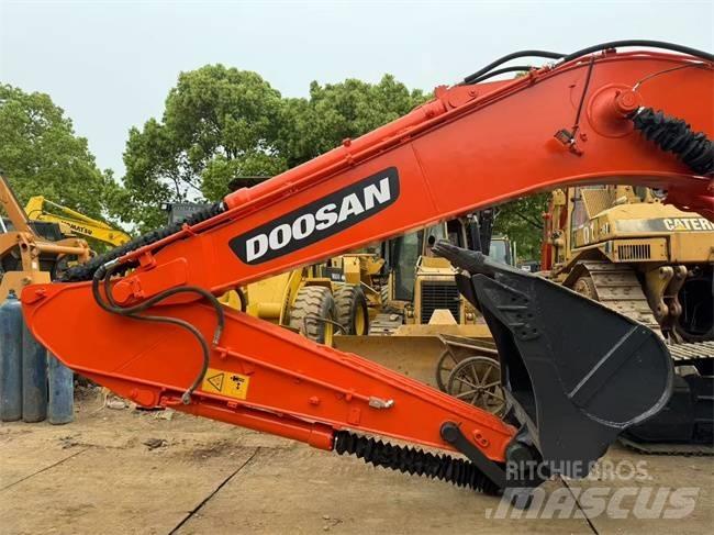 Doosan DX 225 LC Bageri guseničari