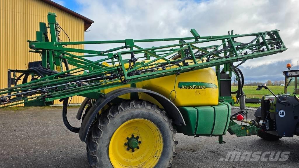 John Deere 740 i Vučene prskalice