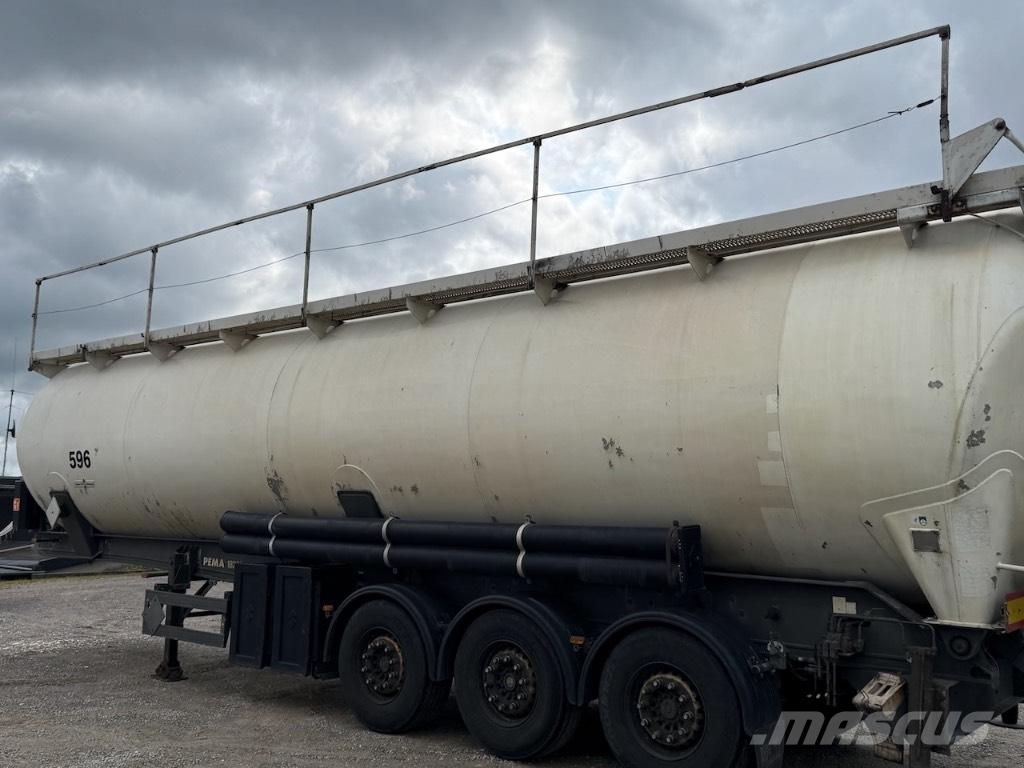 Spitzer SK 2760 CAL Poluprikolice cisterne