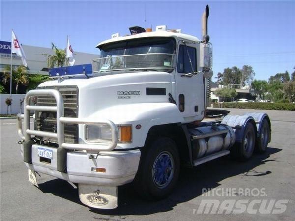 Mack Fleetliner Tegljači