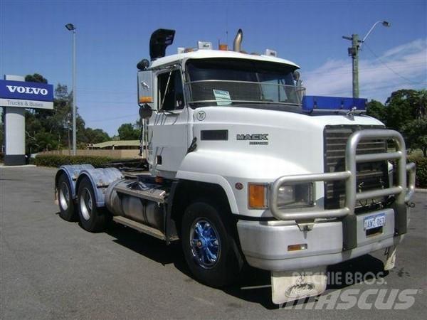 Mack Fleetliner Tegljači
