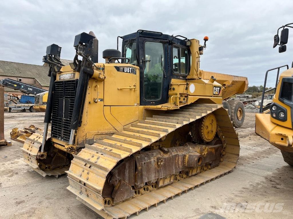 CAT D 6 T LGP Buldožeri guseničari
