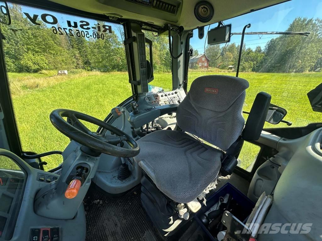Valtra N 123 H5 Traktori