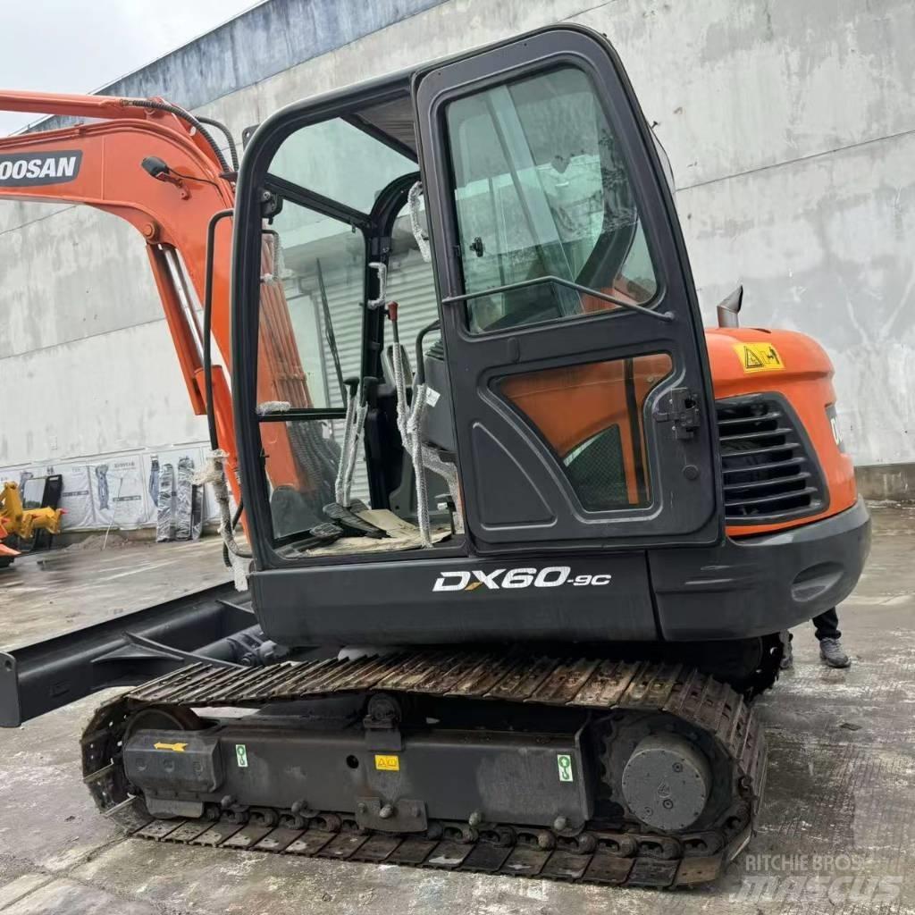 Doosan DX 60-9 C Mini bageri < 7t