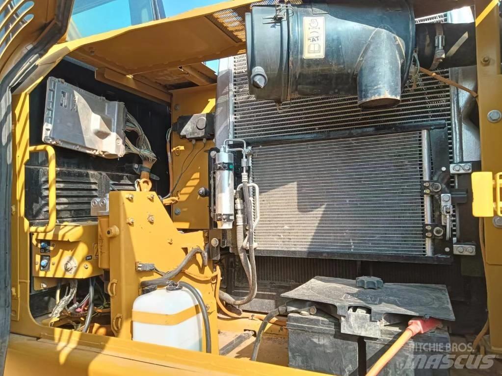 CAT 315D2GC Bageri guseničari
