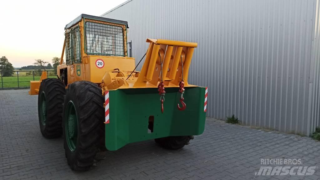 LKT 81 TURBO Skideri