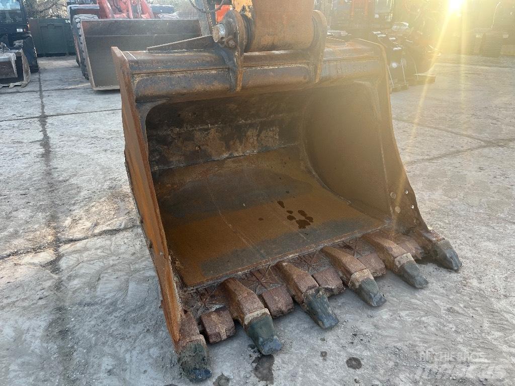 Hyundai HX 330 L Bageri guseničari