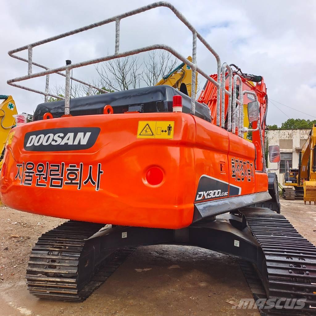 Doosan DX 300LC-9C Bageri guseničari